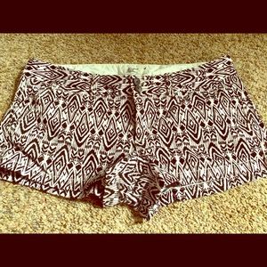 American Eagle Size 8 Stretch Shorts